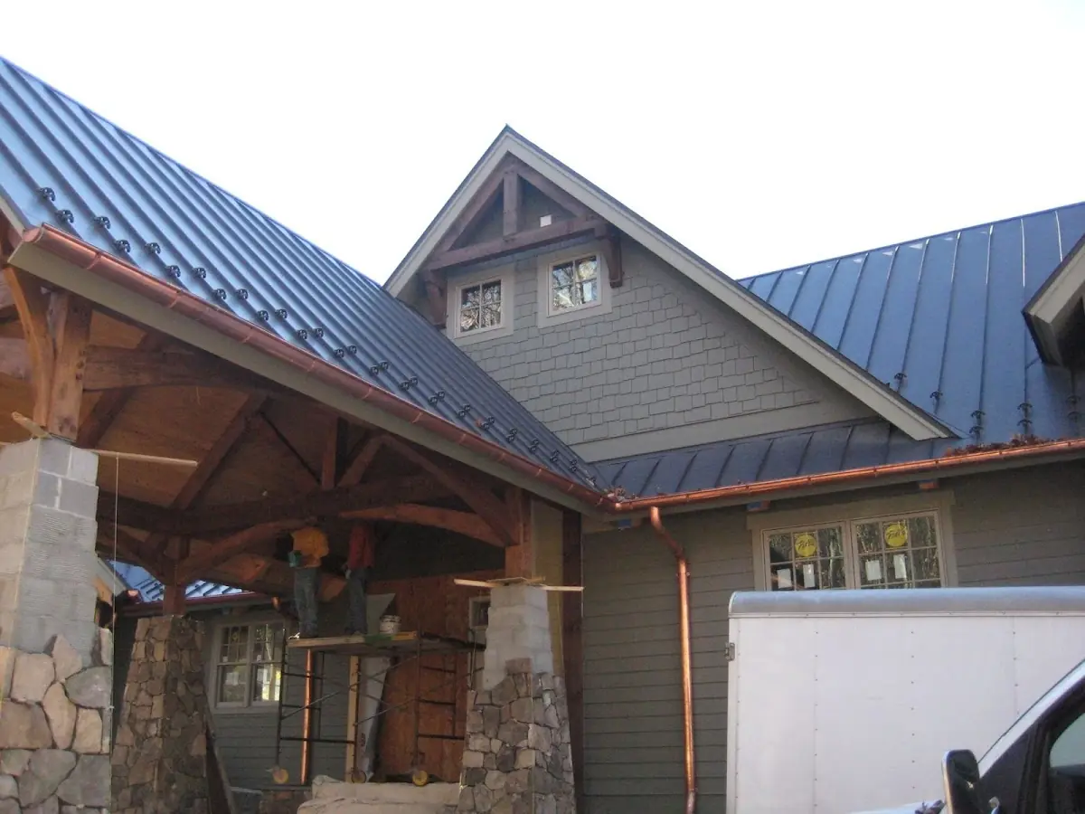 Craftsman Roofing team delivering quality roofing work in Hebron